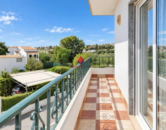 Apartamento T3 para Venda em Portimão Foto 12