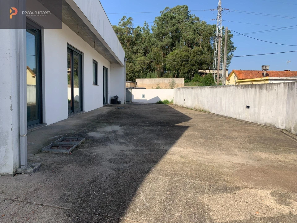 Moradia T6 para Venda em Oliveira do Bairro Foto 6
