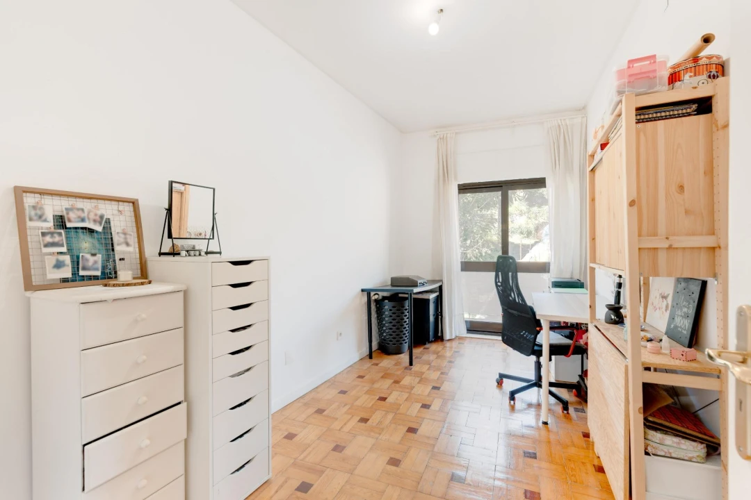 Apartamento T2 para Venda em Campanhã Foto 13