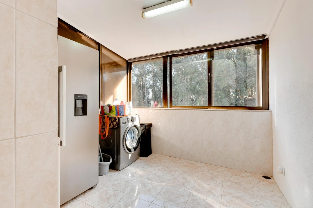 Apartamento T2 para Venda em Campanhã Foto 6