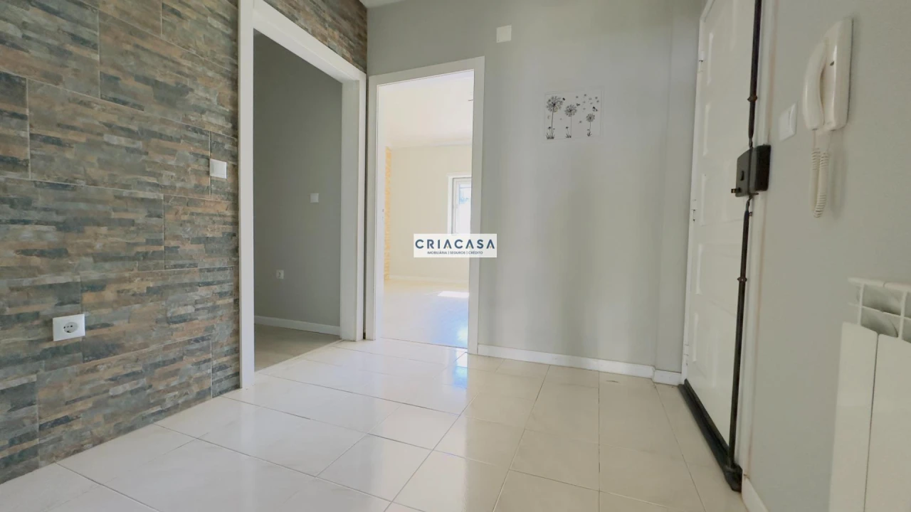 Apartamento T3 para Venda em Rio de Loba Foto 1