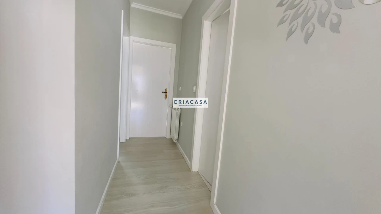 Apartamento T3 para Venda em Rio de Loba Foto 17