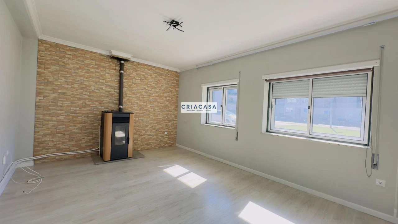 Apartamento T3 para Venda em Rio de Loba Foto 2