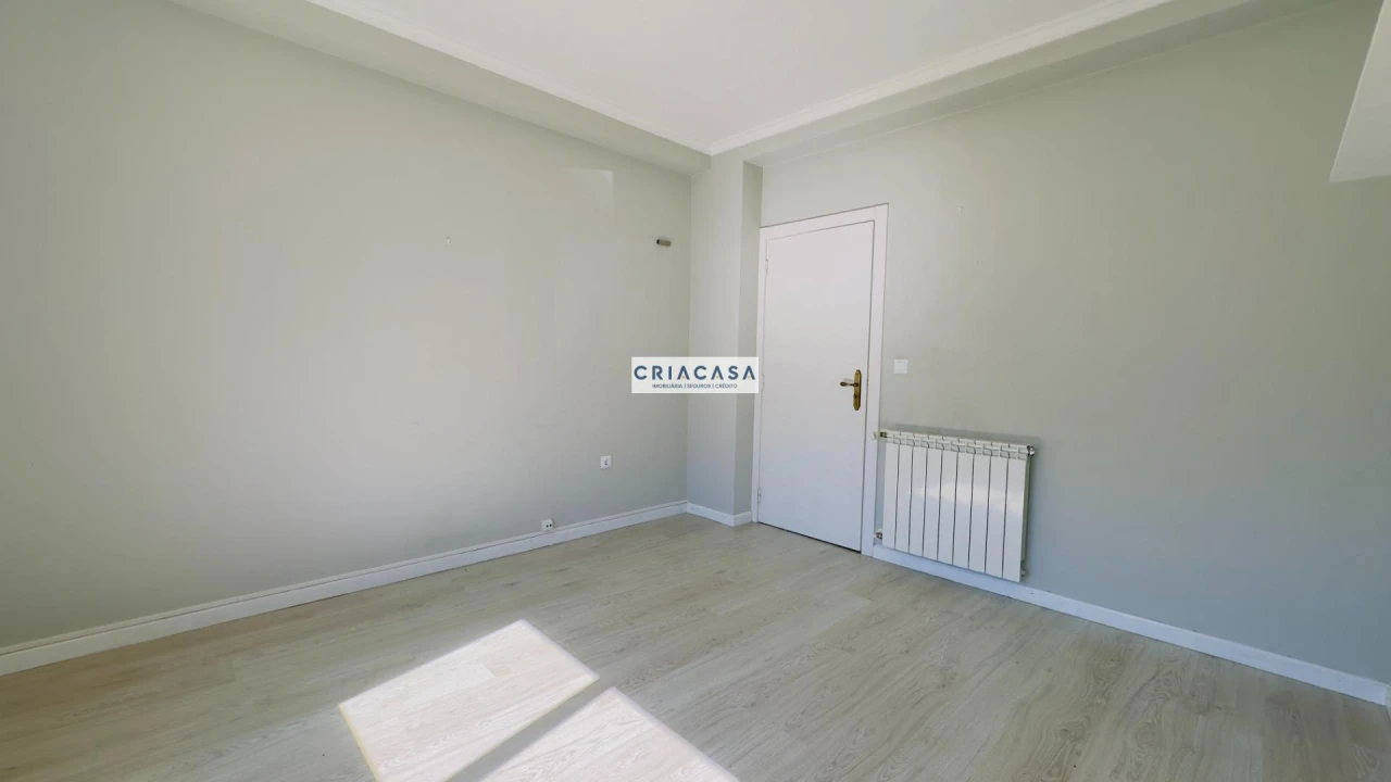 Apartamento T3 para Venda em Rio de Loba Foto 27
