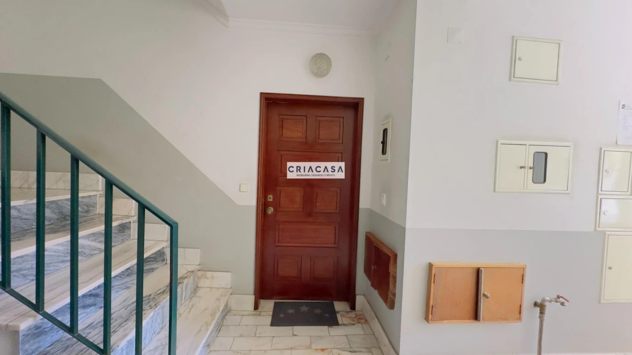 Apartamento T3 para Venda em Rio de Loba Foto 32