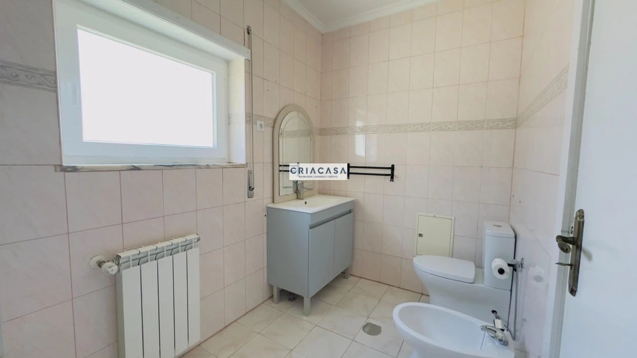 Apartamento T3 para Venda em Rio de Loba Foto 29