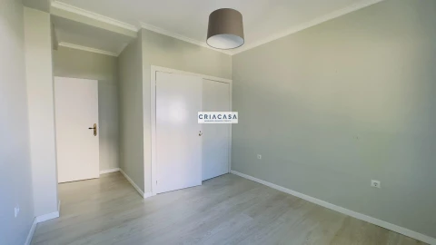 Apartamento T3 para Venda em Rio de Loba