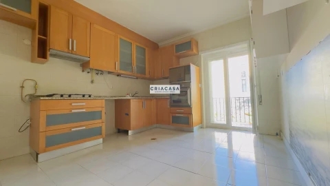 Apartamento T3 para Venda em Rio de Loba