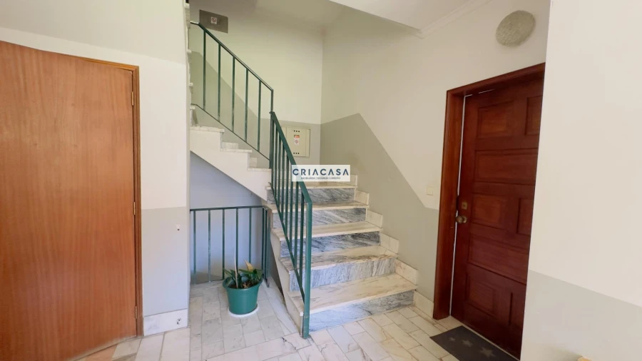 Apartamento T3 para Venda em Rio de Loba Foto 31