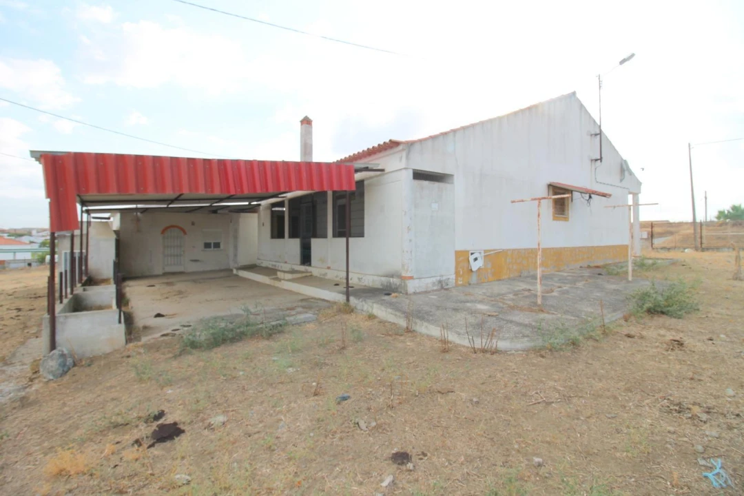 Armazém para Venda em Safara e Santo Aleixo da Restauração Foto 12