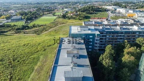 Apartamento T3 para Venda em São Vicente (Braga)