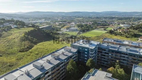 Apartamento T3 para Venda em São Vicente (Braga)