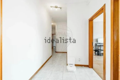 Apartamento T2 para Venda em Vila Nova de Famalicão e Calendário