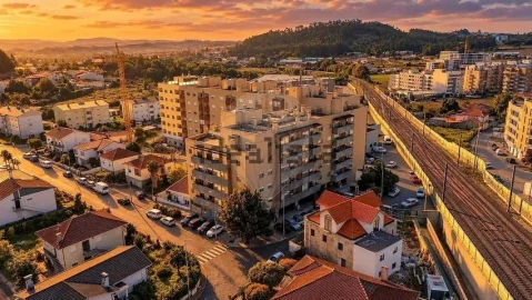 Apartamento T2 para Venda em Vila Nova de Famalicão e Calendário