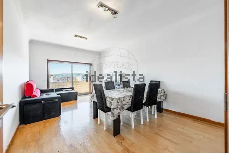 Apartamento T2 para Venda em Vila Nova de Famalicão e Calendário Foto 13