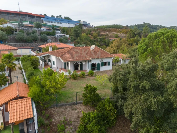 Moradia T4 para Venda em Amarante (São Gonçalo), Madalena, Cepelos e Gatão Foto 39