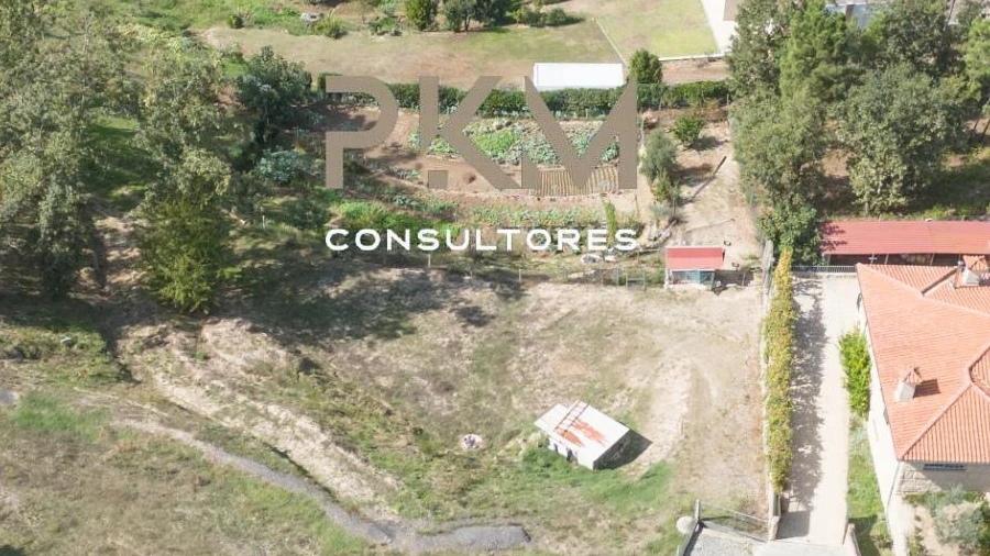 Terreno para Venda em Gondar