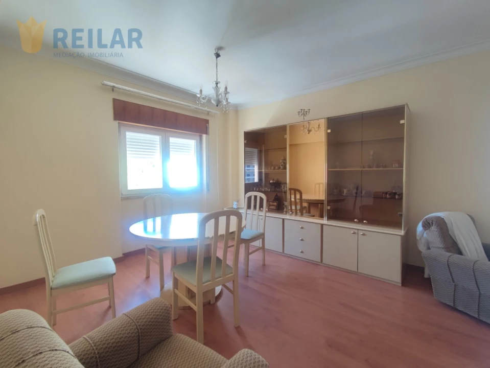 Apartamento T3 para Arrendamento em Santa Iria de Azoia, São João da Talha e Bobadela Foto 11