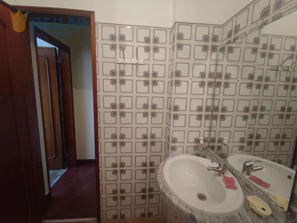Apartamento T3 para Arrendamento em Santa Iria de Azoia, São João da Talha e Bobadela Foto 24