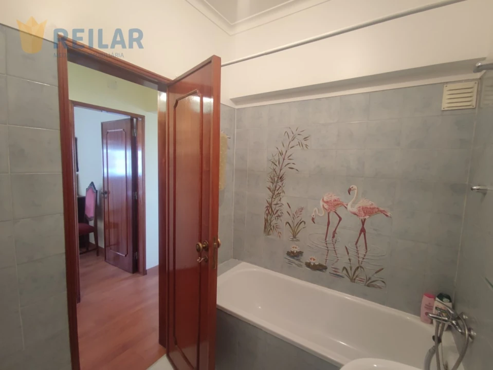 Apartamento T3 para Arrendamento em Santa Iria de Azoia, São João da Talha e Bobadela Foto 26
