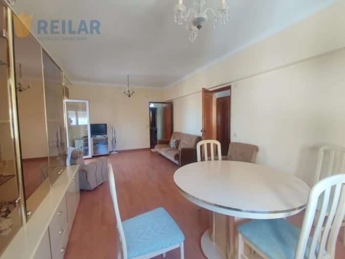 Apartamento T3 para Arrendamento em Santa Iria de Azoia, São João da Talha e Bobadela Foto 7