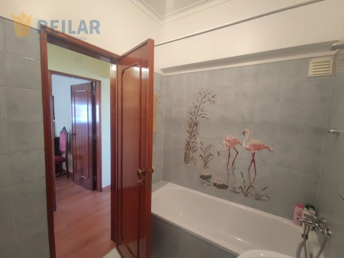 Apartamento T3 para Arrendamento em Santa Iria de Azoia, São João da Talha e Bobadela Foto 26