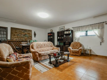 Moradia T4 para Venda em Tavarede