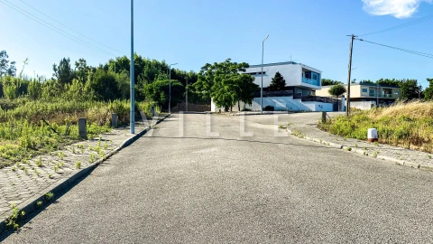 Terreno para Venda em Requeixo, Nossa Senhora de Fátima e Nariz