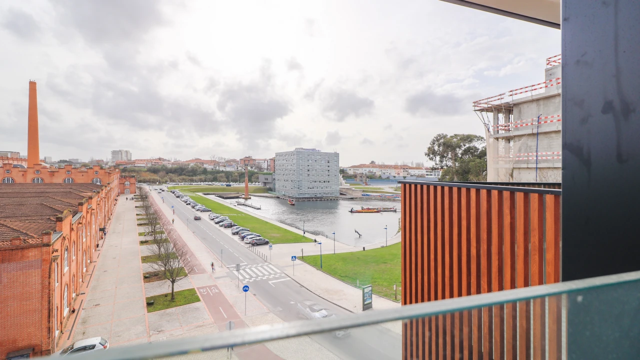Apartamento T4 para Venda em Glória e Vera Cruz Foto 11