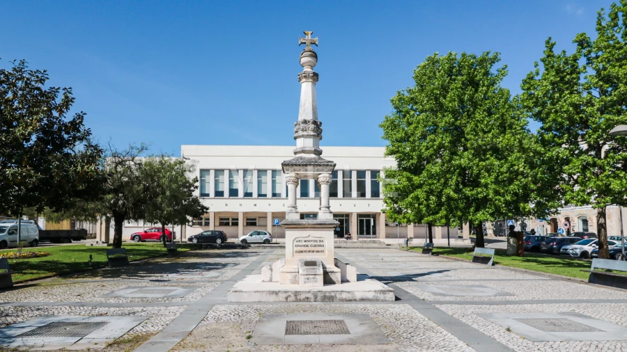 Prédio para Venda em Arcos e Mogofores Foto 26
