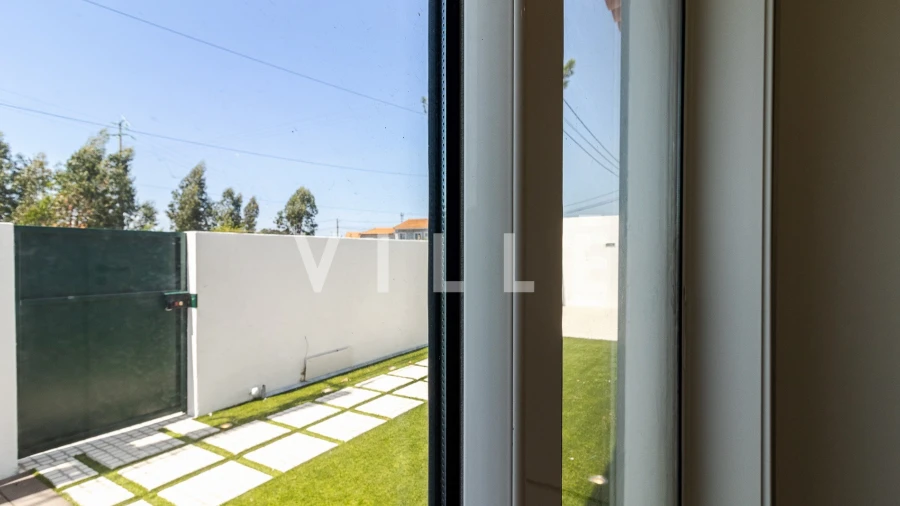 Moradia T3 para Venda em Esgueira