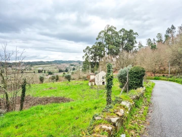 Moradia T0 para Venda em São Miguel do Mato