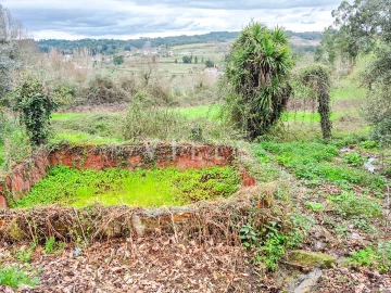 Moradia T0 para Venda em São Miguel do Mato