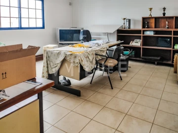 Armazém para Venda em Gafanha da Encarnação