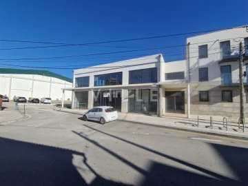 Loja para Venda em Esgueira