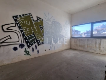 Loja para Venda em Esgueira