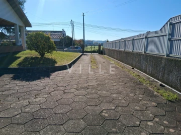 Moradia T5 para Venda em Valongo do Vouga