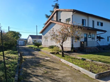 Moradia T5 para Venda em Valongo do Vouga