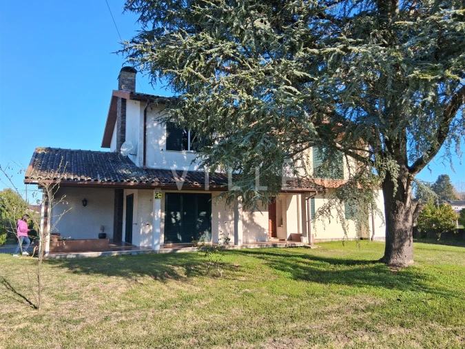Moradia T5 para Venda em Valongo do Vouga Foto 2