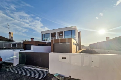 Moradia T4 para Venda em Aradas