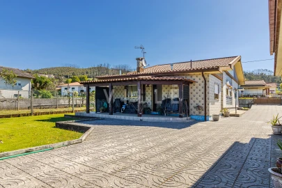 Moradia T3 para Venda em Branca