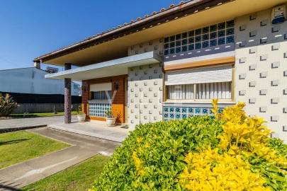 Moradia T3 para Venda em Branca