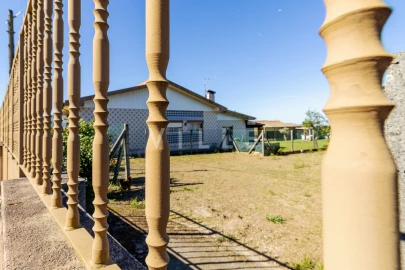 Moradia T3 para Venda em Branca