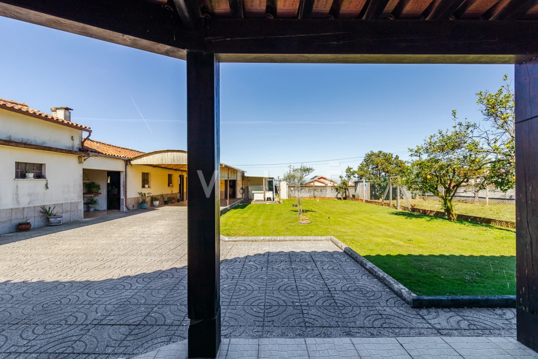 Moradia T3 para Venda em Branca Foto 56