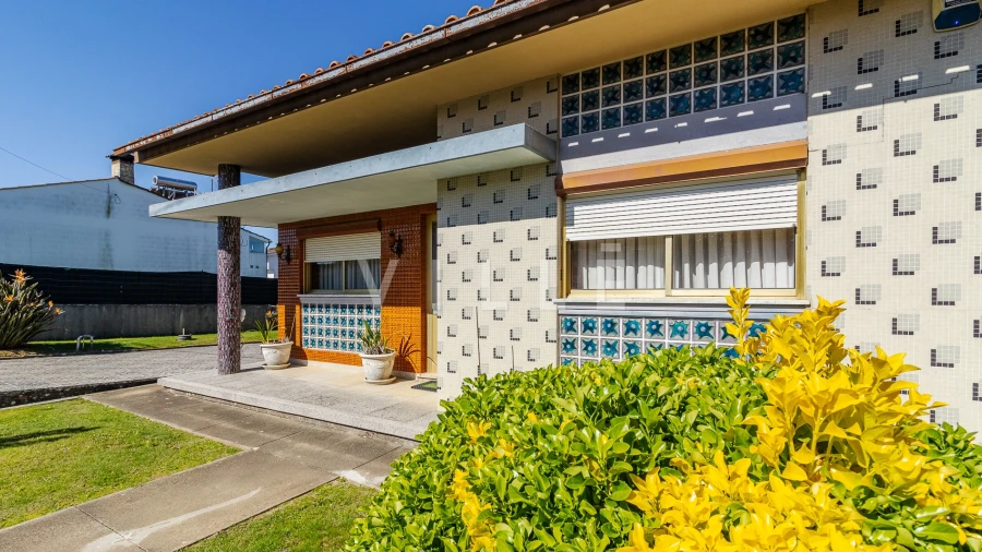 Moradia T3 para Venda em Branca