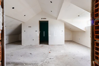 Apartamento T3 para Venda em Glória e Vera Cruz