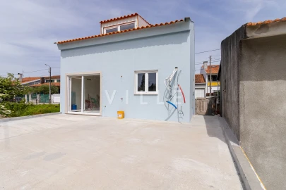 Apartamento T3 para Venda em Glória e Vera Cruz