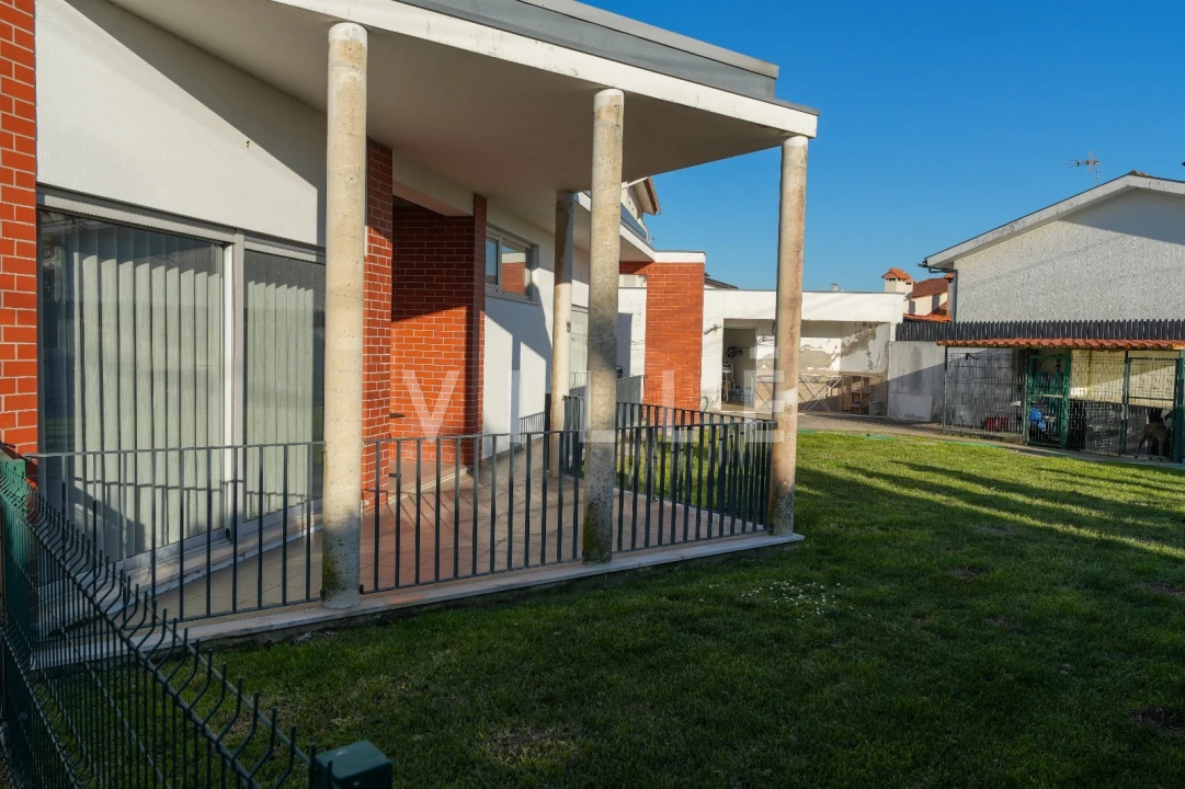 Moradia T3 para Venda em Sangalhos Foto 4