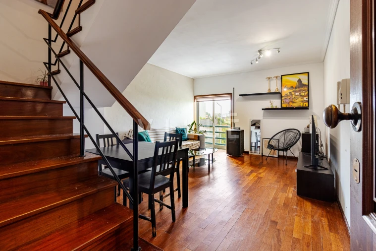 Apartamento T2 para Venda em São Bernardo Foto 2