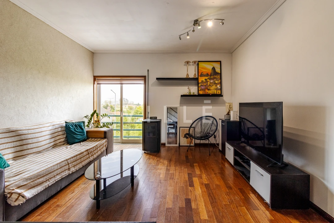 Apartamento T2 para Venda em São Bernardo Foto 3